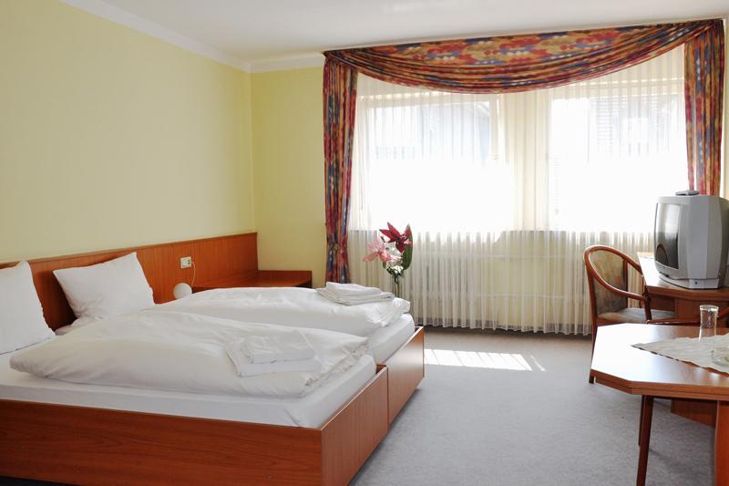Hotel Hessischer Hof Kirchhain المظهر الخارجي الصورة